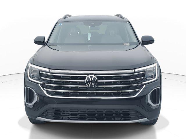 new 2025 Volkswagen Atlas car, priced at $40,698