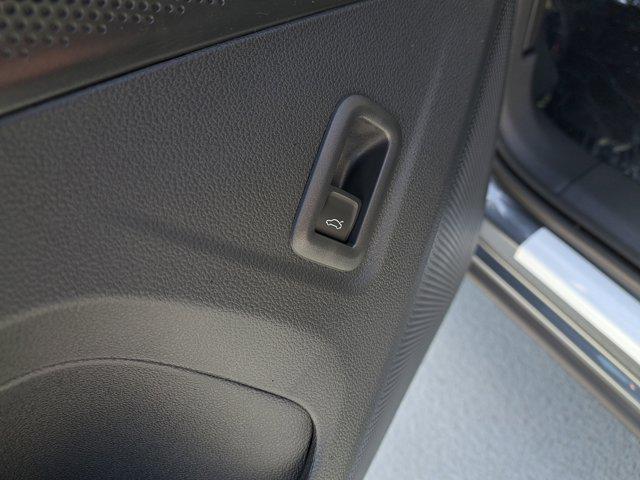 new 2025 Volkswagen Tiguan car, priced at $33,355