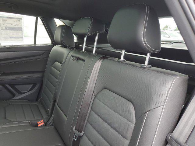 new 2025 Volkswagen Atlas Cross Sport car, priced at $47,308