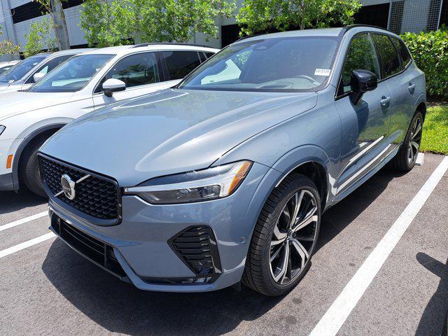 used 2022 Volvo XC60 car, priced at $31,995