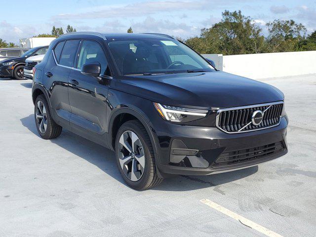 new 2025 Volvo XC40 car, priced at $46,015