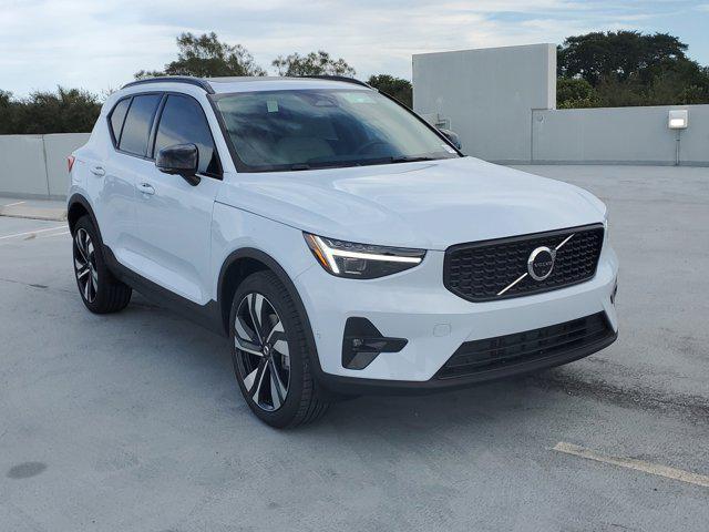 new 2025 Volvo XC40 car, priced at $49,790