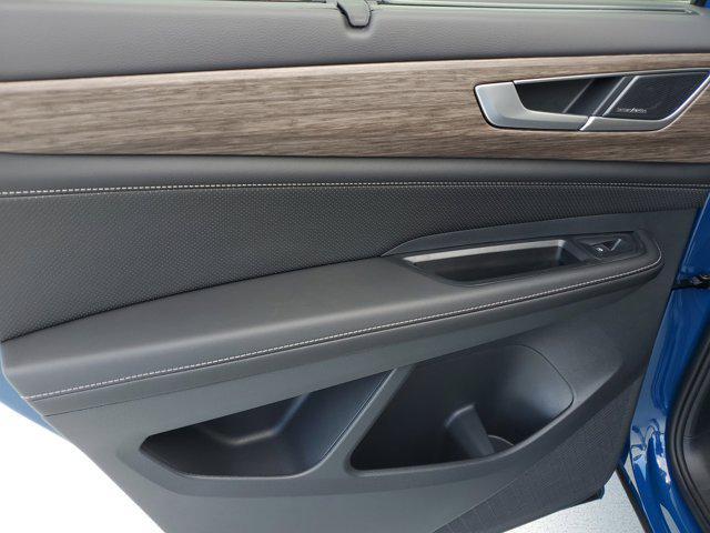new 2025 Volkswagen Atlas car, priced at $51,873