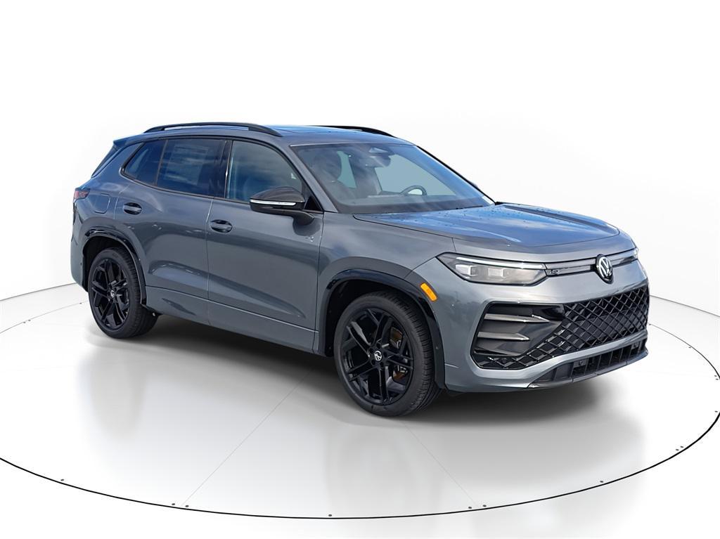 new 2025 Volkswagen Tiguan car, priced at $35,382