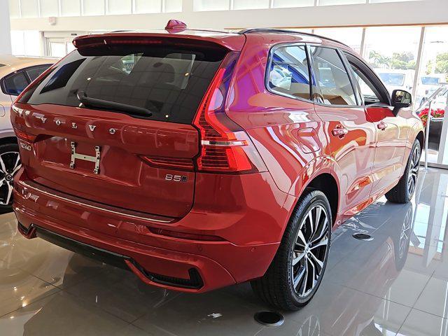 new 2025 Volvo XC60 car, priced at $54,975