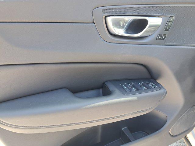 used 2023 Volvo XC60 car, priced at $37,895