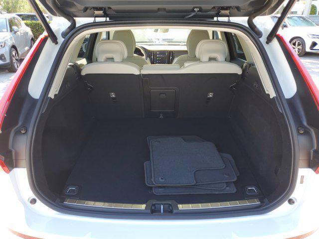 used 2022 Volvo XC60 car, priced at $38,995