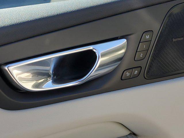 used 2022 Volvo XC60 car, priced at $38,995