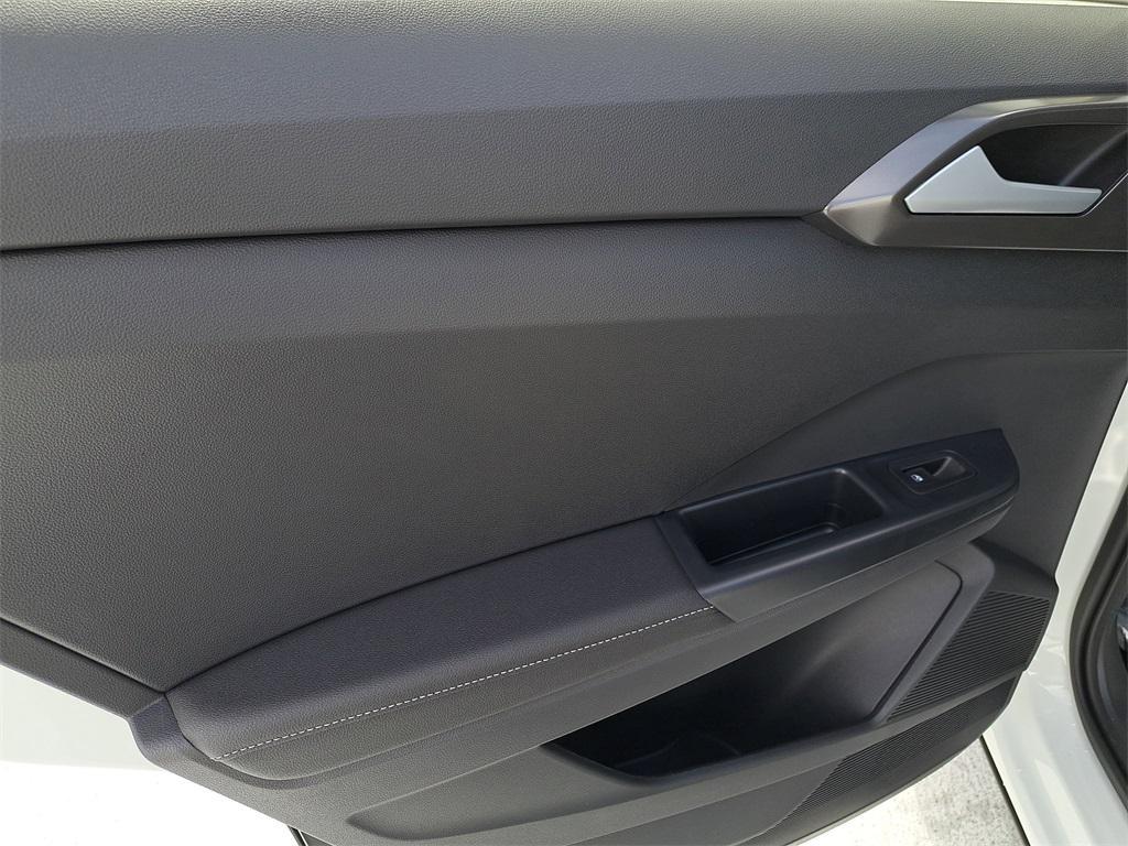 new 2025 Volkswagen Taos car, priced at $29,321