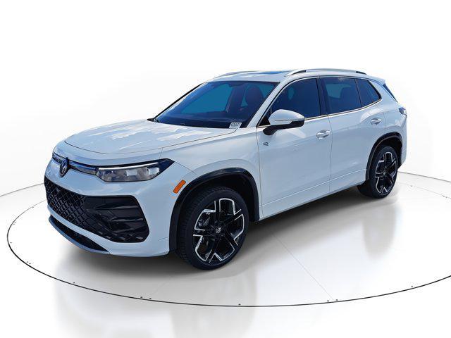 new 2025 Volkswagen Tiguan car, priced at $40,975