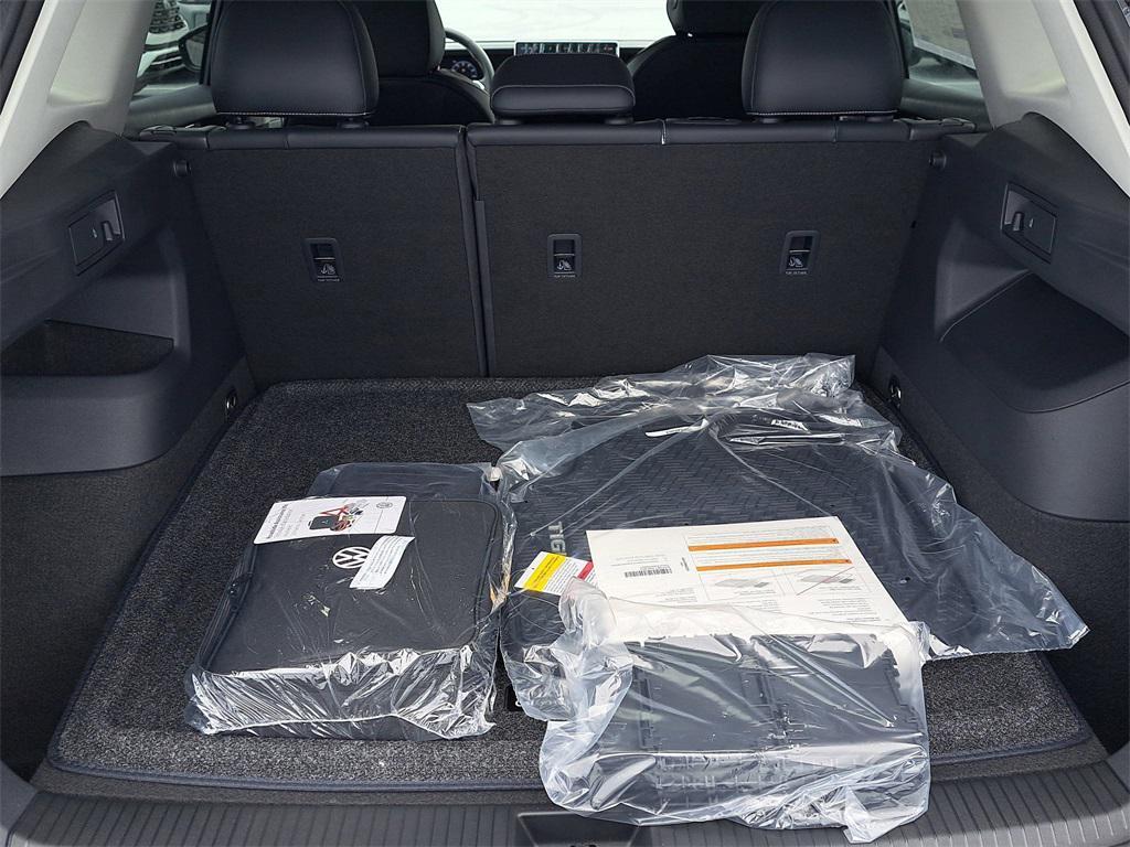 new 2025 Volkswagen Tiguan car, priced at $31,067