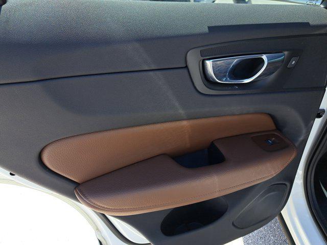used 2022 Volvo XC60 car, priced at $32,595
