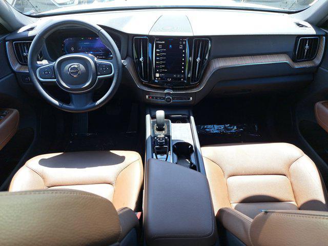 used 2022 Volvo XC60 car, priced at $32,595