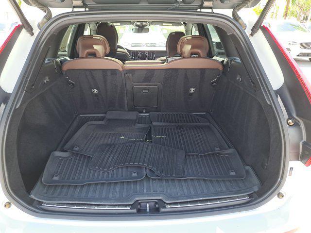 used 2022 Volvo XC60 car, priced at $32,595