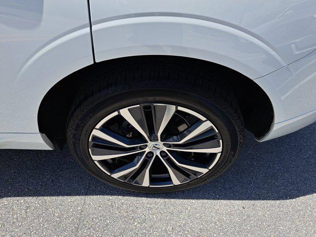 used 2022 Volvo XC60 car, priced at $32,595