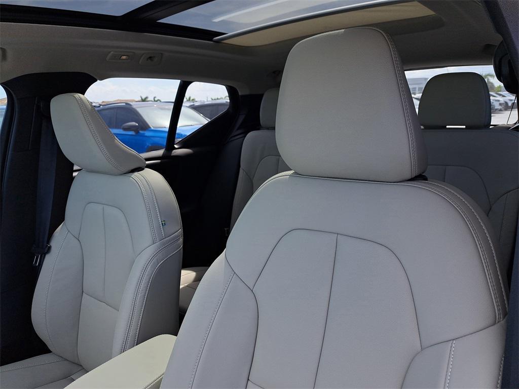 new 2026 Volvo XC40 car, priced at $44,887