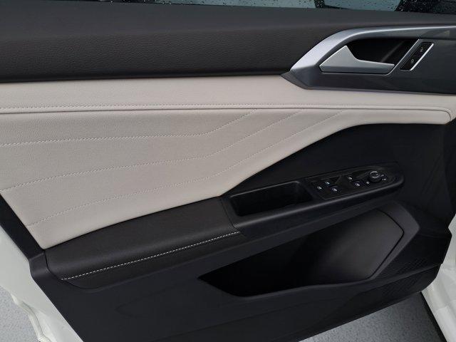 new 2025 Volkswagen Taos car, priced at $35,919