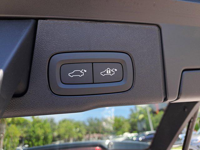 new 2026 Volvo XC60 car, priced at $57,555