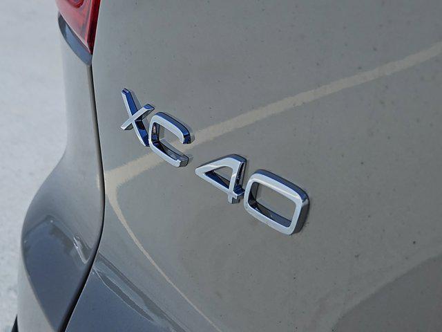 new 2025 Volvo XC40 car, priced at $54,850