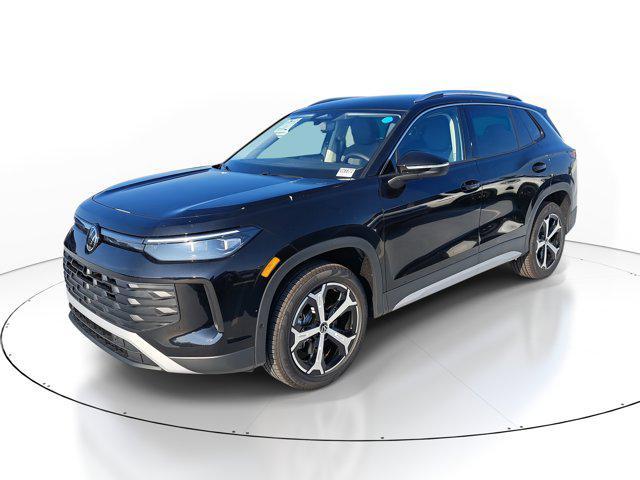 new 2025 Volkswagen Tiguan car, priced at $34,018