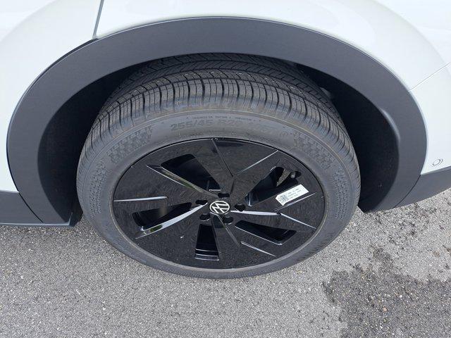 new 2025 Volkswagen ID.4 car, priced at $60,931