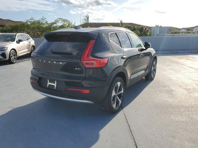 new 2025 Volvo XC40 car, priced at $45,465