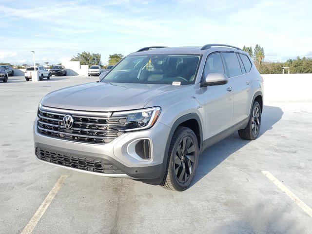 new 2025 Volkswagen Atlas car, priced at $43,128