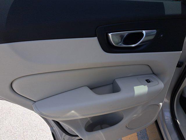 used 2024 Volvo XC60 car, priced at $38,695