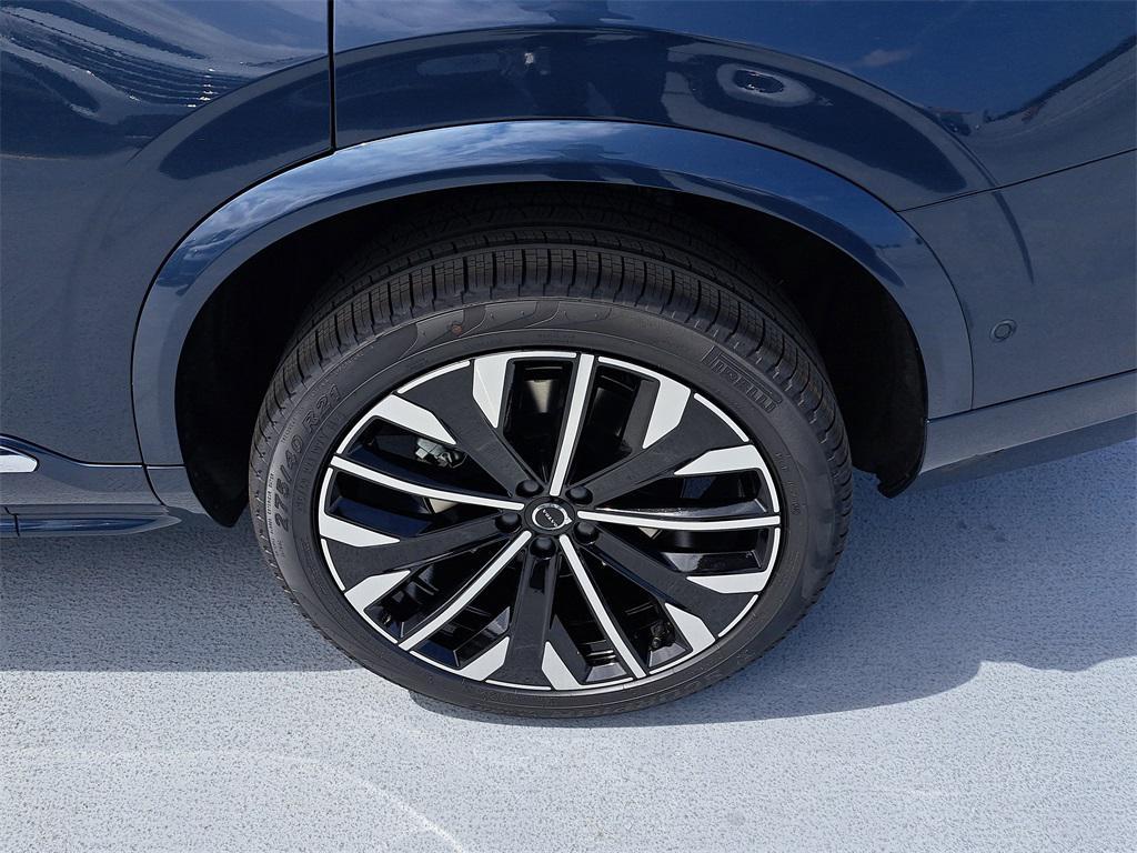new 2026 Volvo XC90 car, priced at $65,914