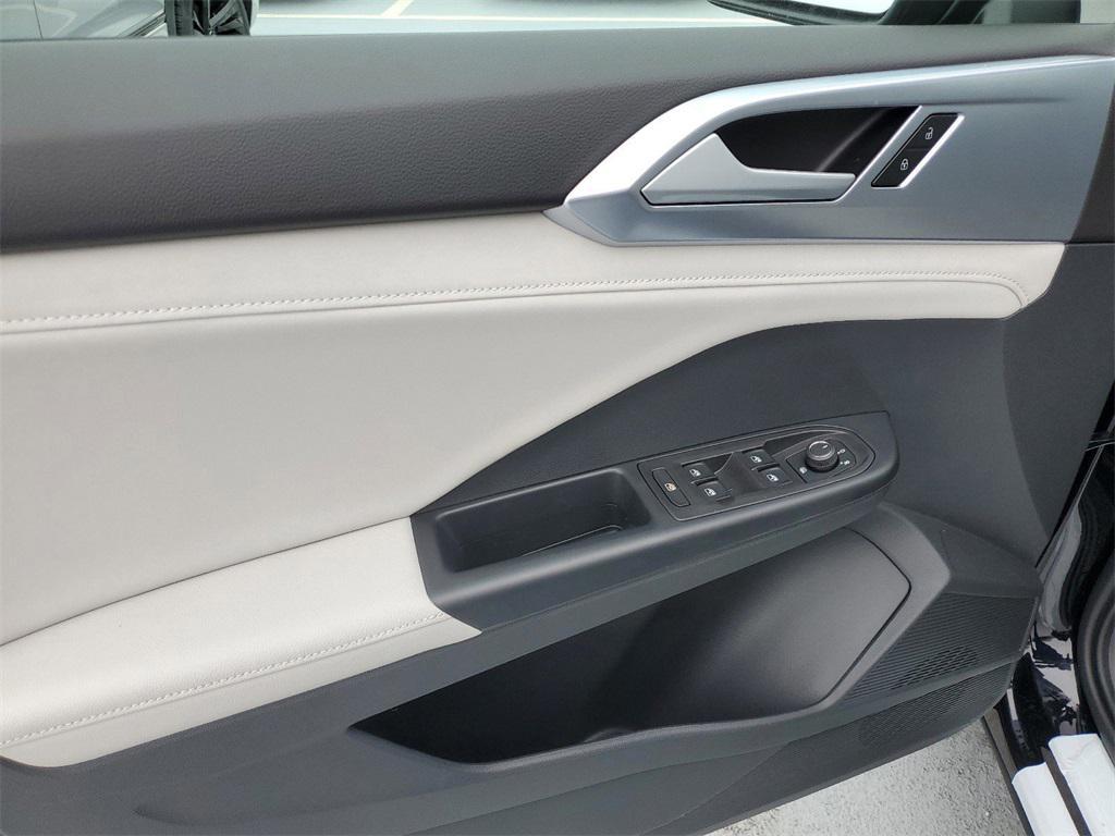 new 2025 Volkswagen Taos car, priced at $28,028