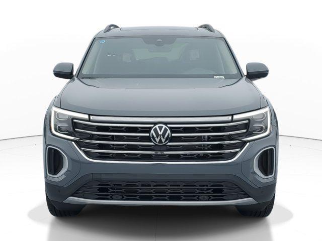 new 2025 Volkswagen Atlas car, priced at $44,018