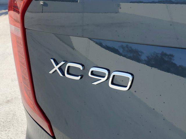 new 2025 Volvo XC90 car, priced at $67,265