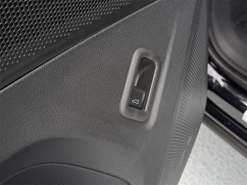 new 2025 Volkswagen Tiguan car, priced at $31,066