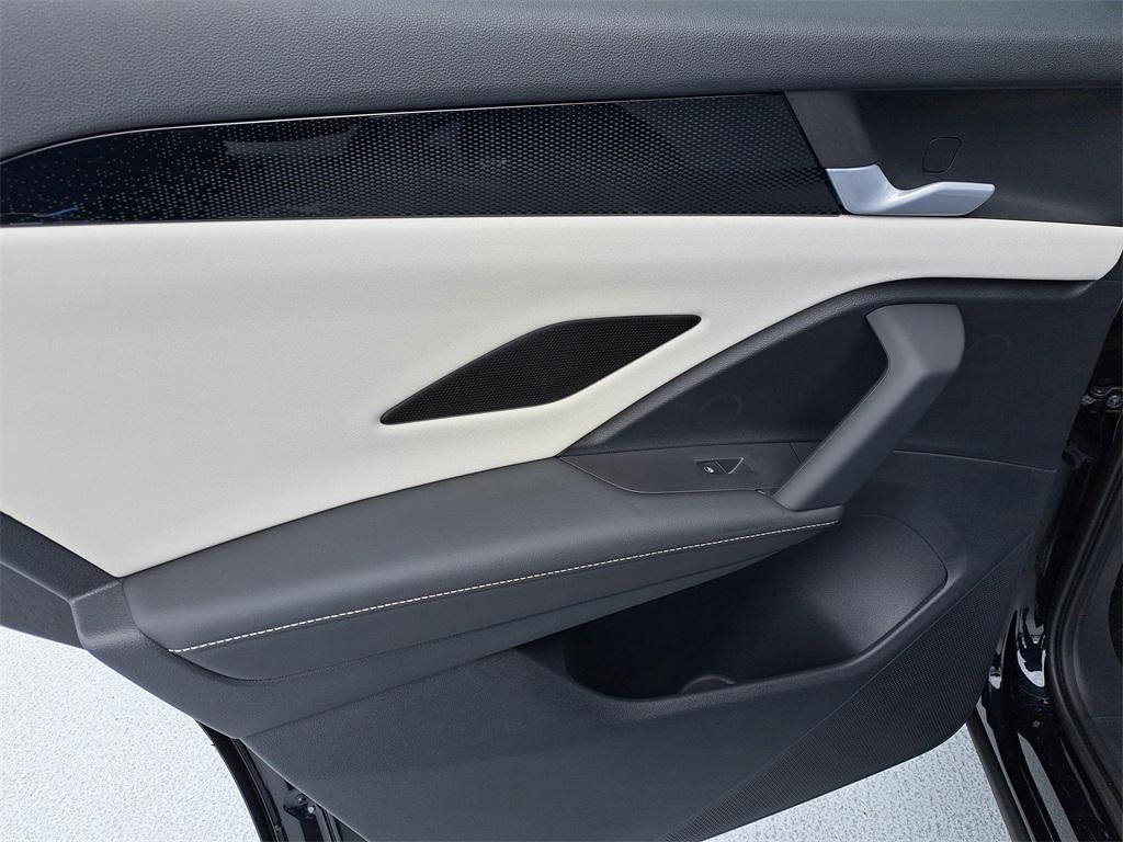 new 2025 Volkswagen Tiguan car, priced at $31,066