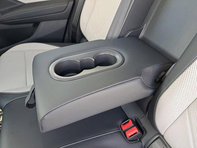 new 2025 Volkswagen Tiguan car, priced at $33,316