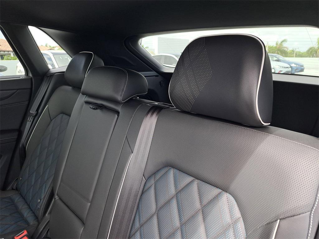 new 2025 Volkswagen Atlas Cross Sport car, priced at $48,224