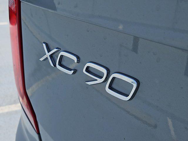 new 2025 Volvo XC90 car, priced at $67,985