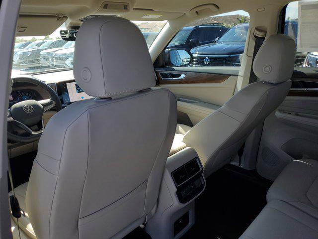 new 2025 Volkswagen Atlas car, priced at $42,162