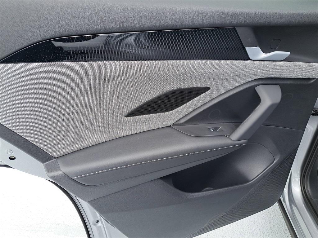 new 2025 Volkswagen Tiguan car, priced at $29,704