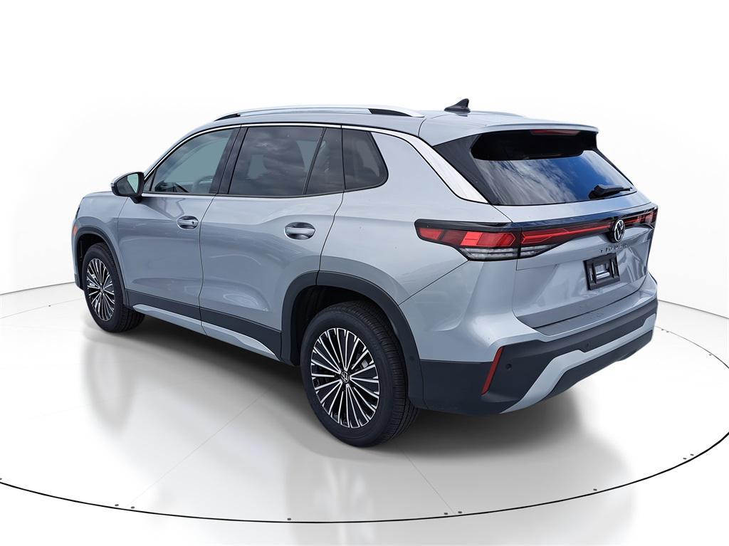 new 2025 Volkswagen Tiguan car, priced at $29,704