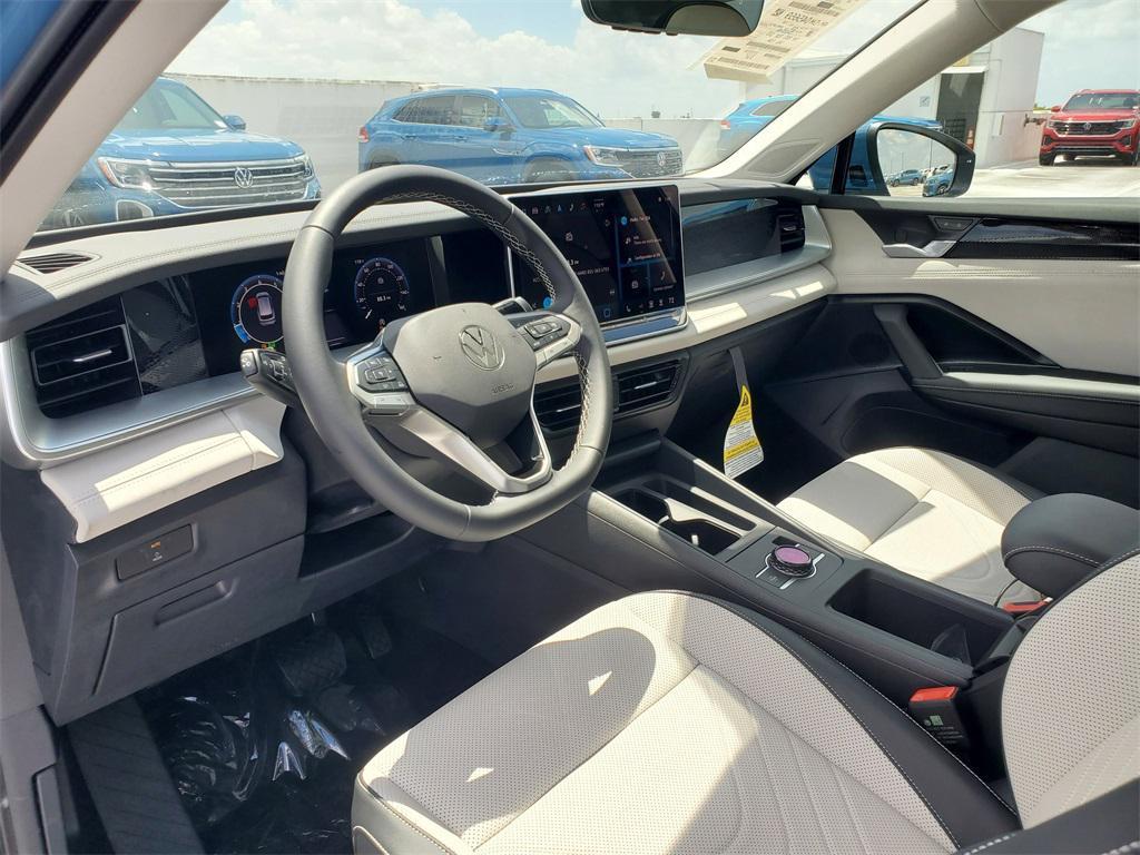 new 2025 Volkswagen Tiguan car, priced at $30,803