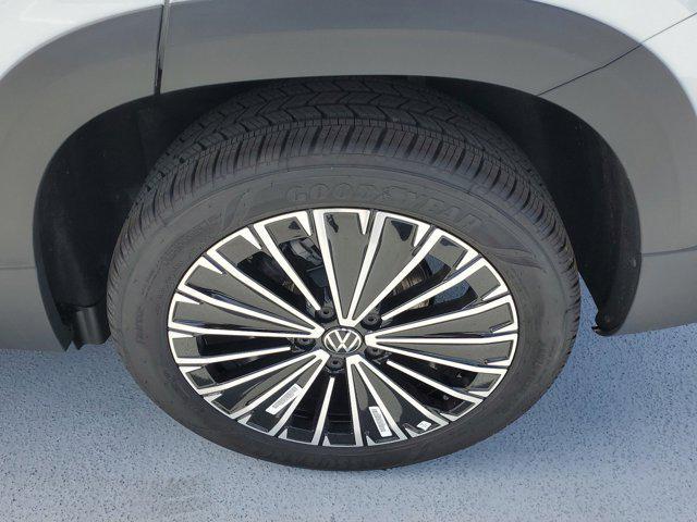 new 2025 Volkswagen Taos car, priced at $30,028