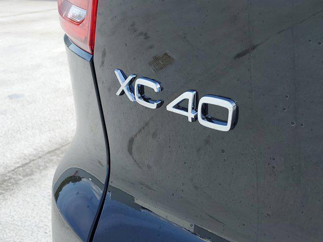 new 2025 Volvo XC40 car, priced at $45,465