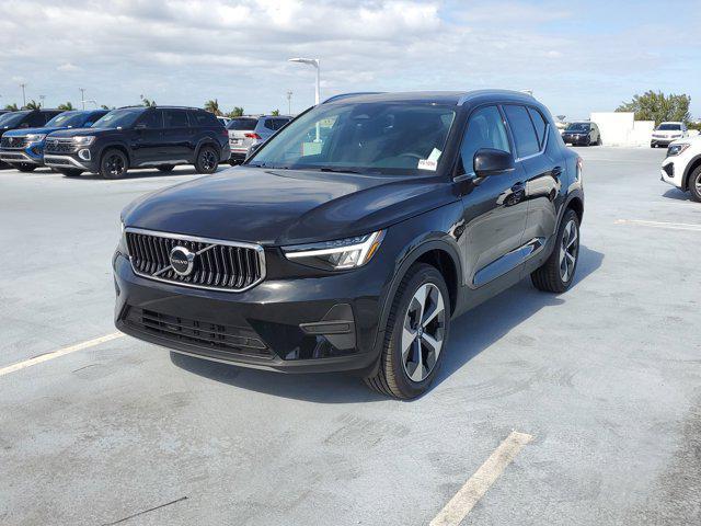 new 2025 Volvo XC40 car, priced at $45,465