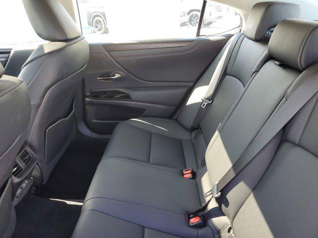 used 2022 Lexus ES 350 car, priced at $35,495