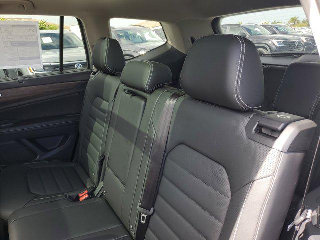 new 2025 Volkswagen Atlas car, priced at $47,298