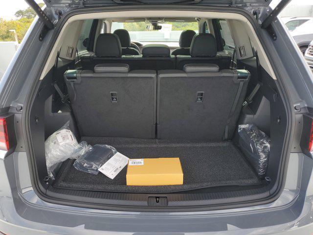 new 2025 Volkswagen Atlas car, priced at $47,298