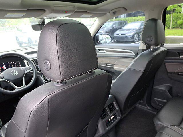 used 2022 Volkswagen Atlas car, priced at $31,995