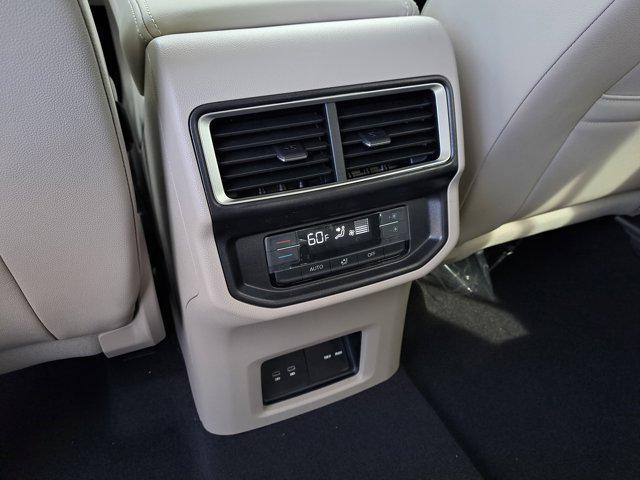 new 2025 Volkswagen Atlas car, priced at $40,257