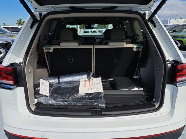 new 2025 Volkswagen Atlas car, priced at $40,257